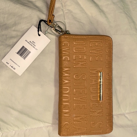 Steve Madden wallet - Picture 1 of 2